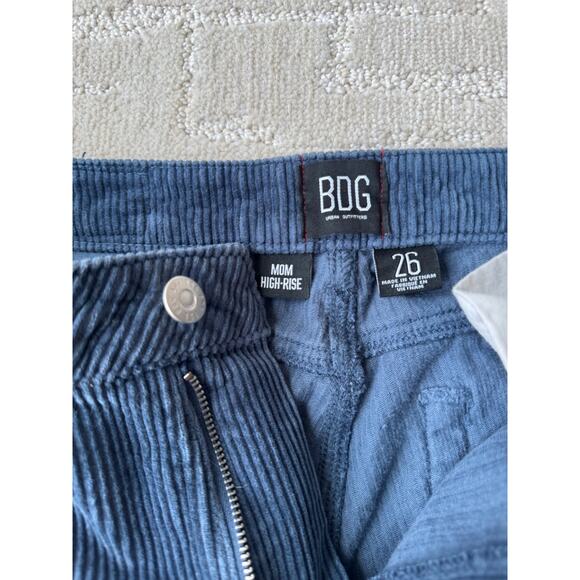 BDG Urban Outfitters Slim Straight Corduroy Pants - Picture 4 of 10